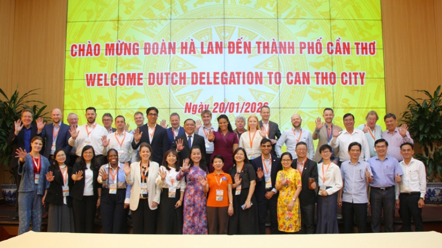 Can Tho seeks to boost economic cooperation with Dutch partners